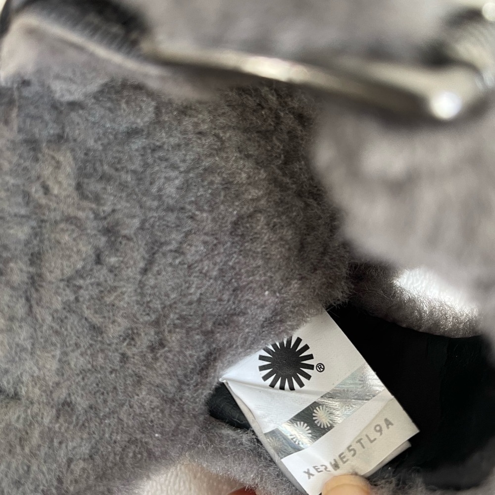 Ugg Fuzz Yeah Slide - image 5